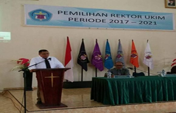 Sah, Damamain Gantikan Alyona Jabat Rektor UKIM
