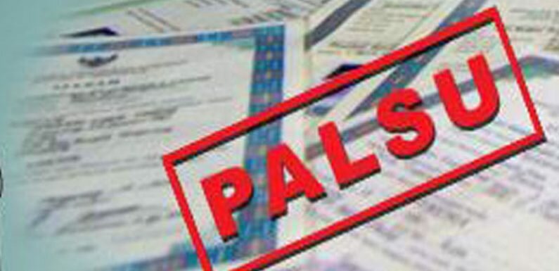 Kasus Pemalsuan Ijazah,PH Minta Hakim Bebaskan Kliennya
