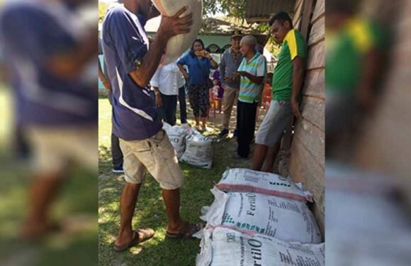 TP4D Kawal Distribusi Pupuk ke Petani di Buru