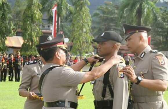 Ratusan Siswa Polri Masuk SPN Polda Mandi Kembang