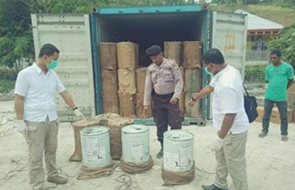 Polda Maluku Berhasil Ungkap Edaran Bahan Kimia Berbahaya di Namlea