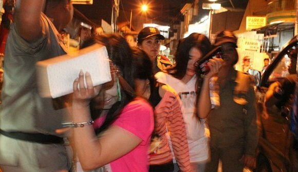 Penutupan Lokalisasi Tanjung Batu Merah Mencuat