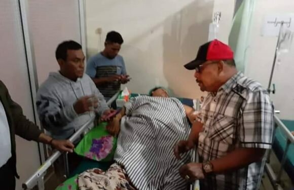 Kunjungi Korban Gempa Gubernur Imbau Warga Tidak Panik