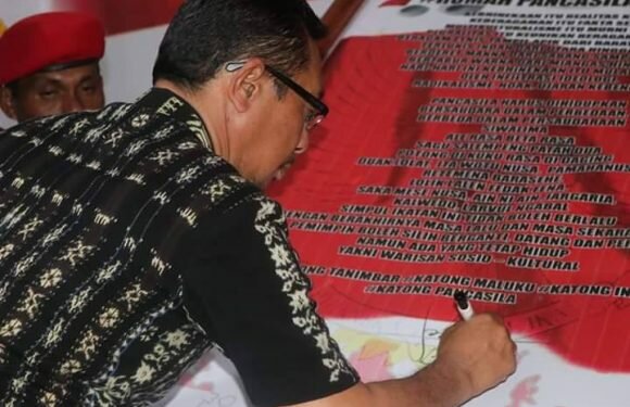 Wagub Ulas Napak Tilas Bung Karno di Saumlaki
