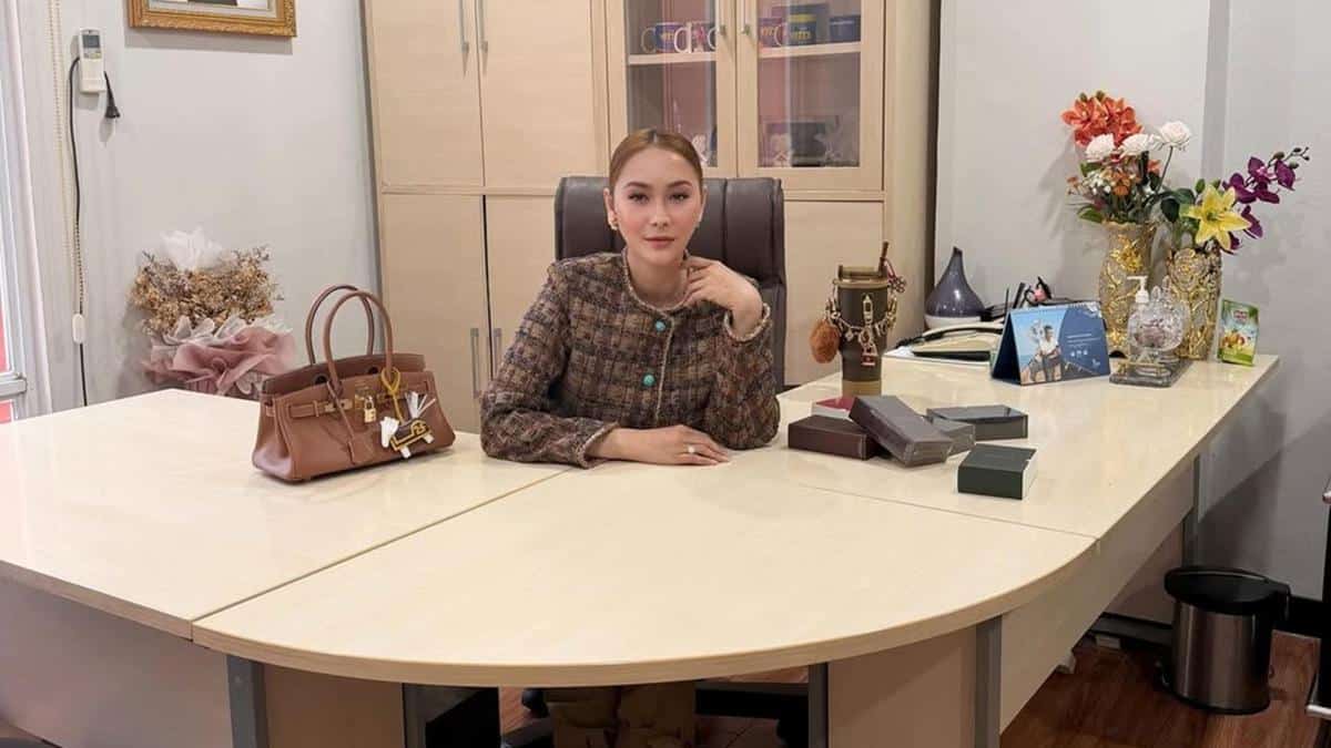 Potret Ruang Kerja Inul Daratista, Nuansa Mewah dengan Interior Elegan