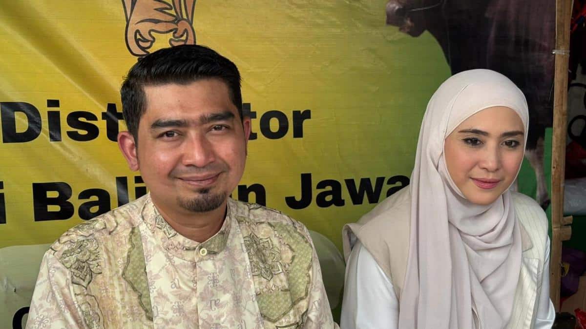 Ustaz Solmed Diterpa Isu Miring dan Fitnah, April Jasmine Pasang Badan Bela Suami