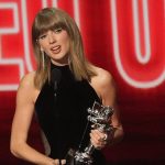Taylor Swift Jadi Artis Pertama yang Raih Artist Director Honors di MTV VMA 2026